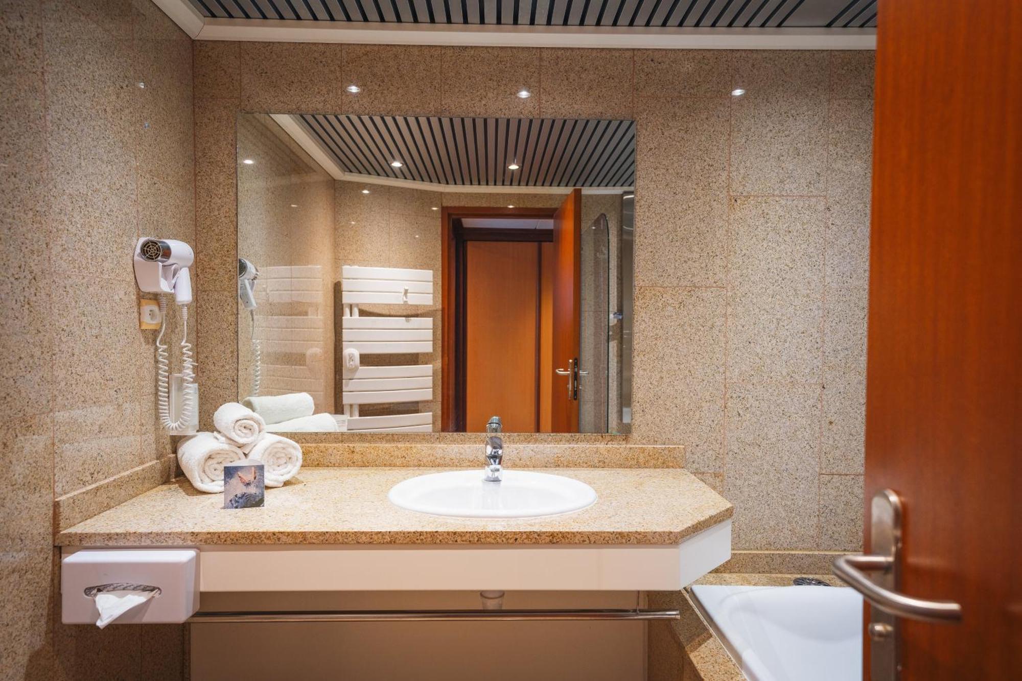 Hotel Spa Du Beryl St Brevin L'Ocean Saint-Brévin-les-Pins Kültér fotó
